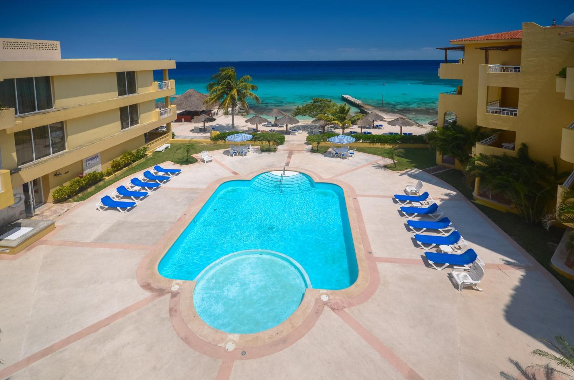 Playa Azul Cozumel Hotel Exterior photo