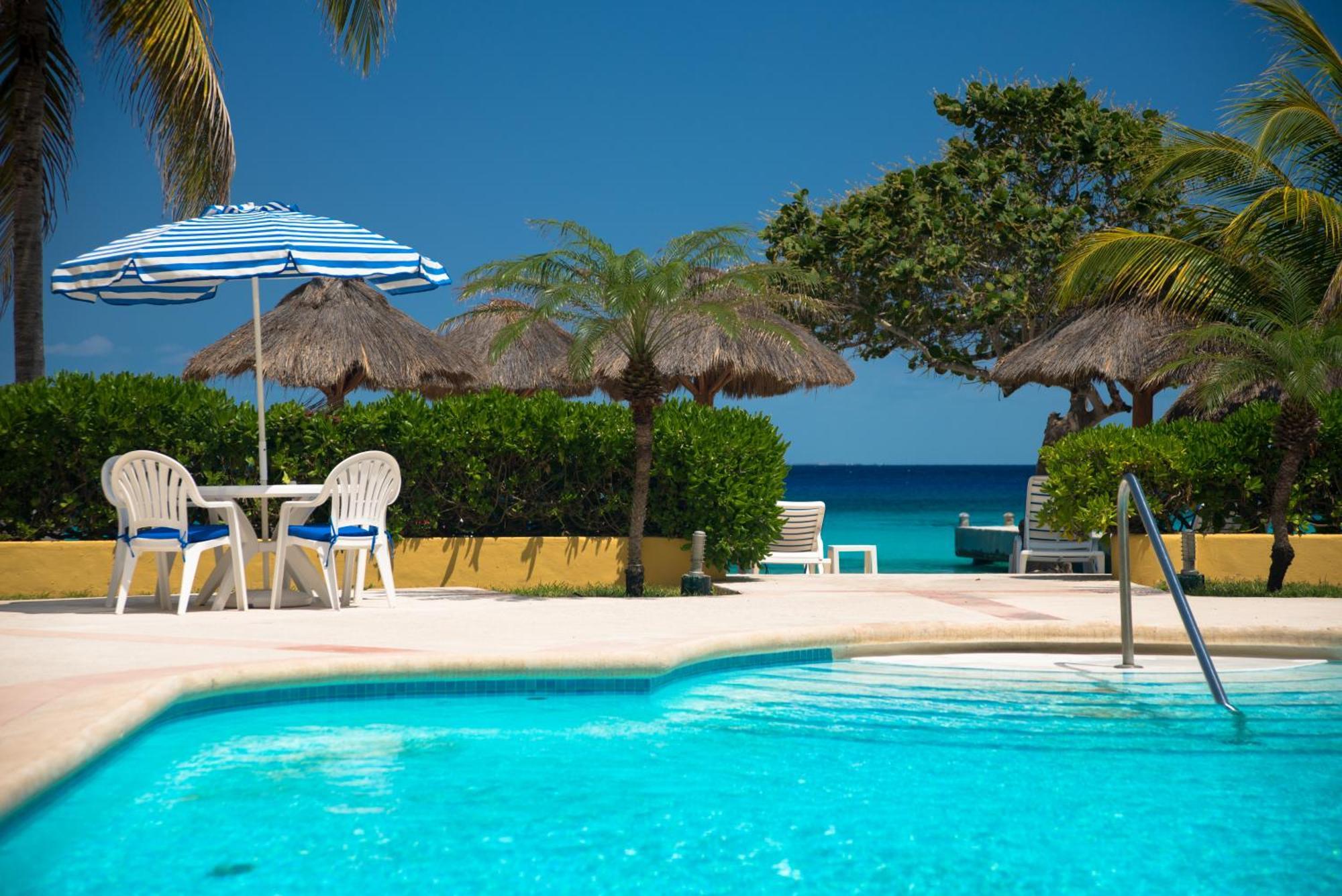 Playa Azul Cozumel Hotel Exterior photo