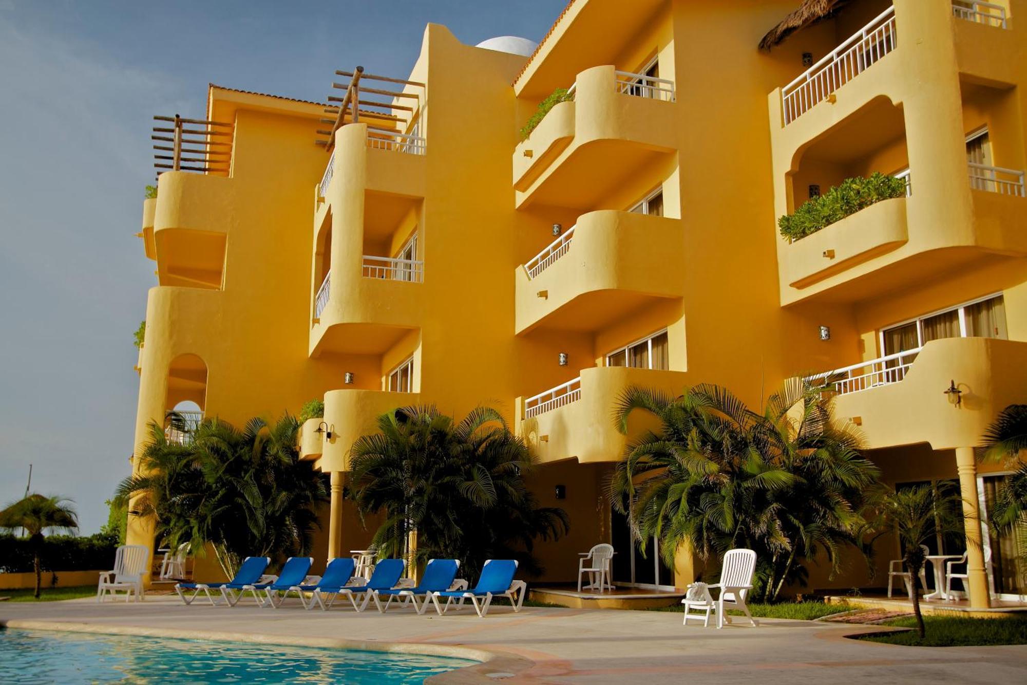 Playa Azul Cozumel Hotel Exterior photo